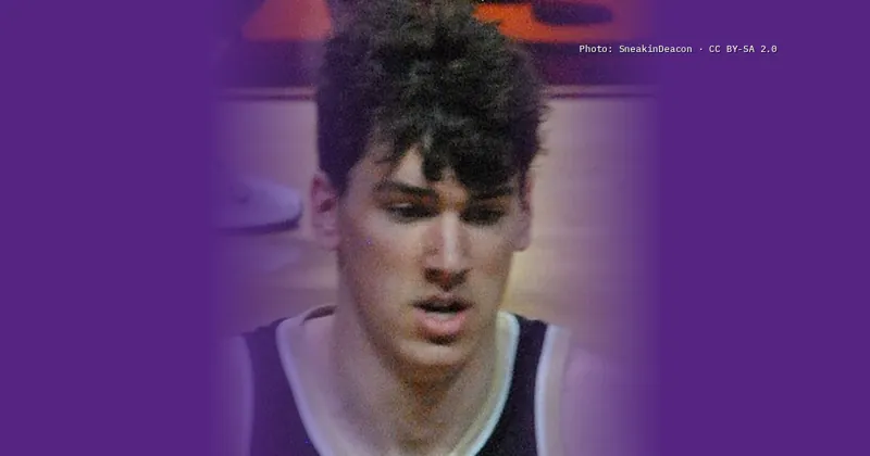 Jake LaRavia of the Lakers