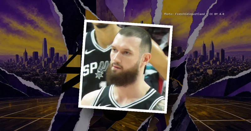 Sandro Mamukelashvili of the Lakers