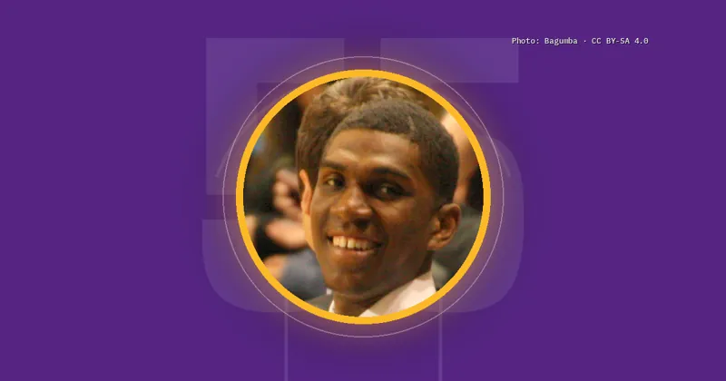 Kevon Looney of the Lakers