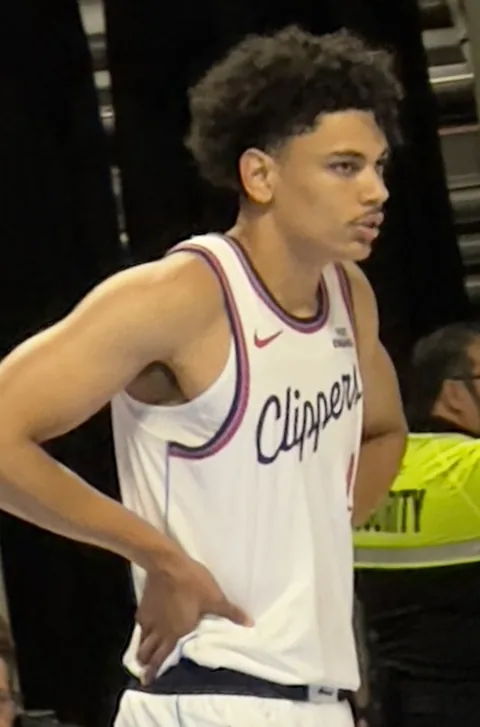 Kobe Sanders