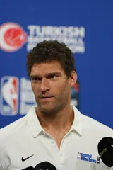 Brook Lopez